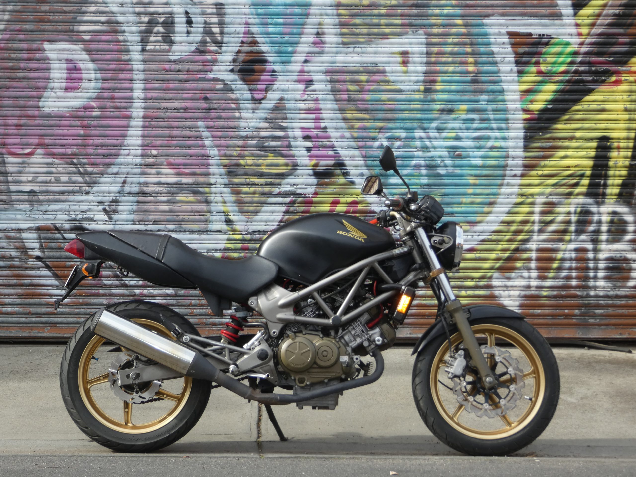 Honda VTR 250 | Spot On Motorcycles
