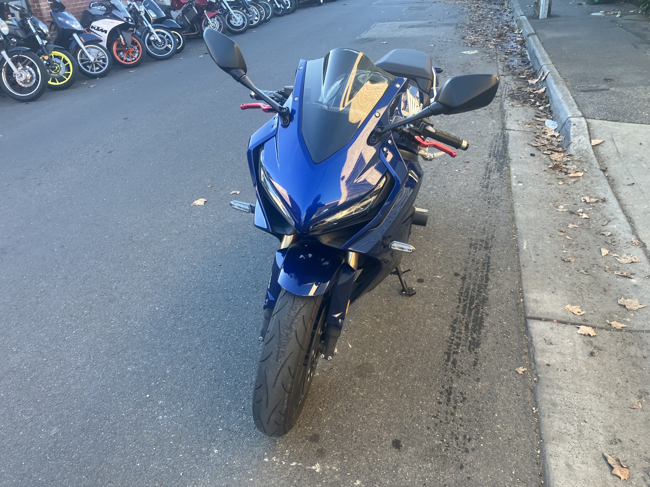 Honda CBR 650 - Image 10