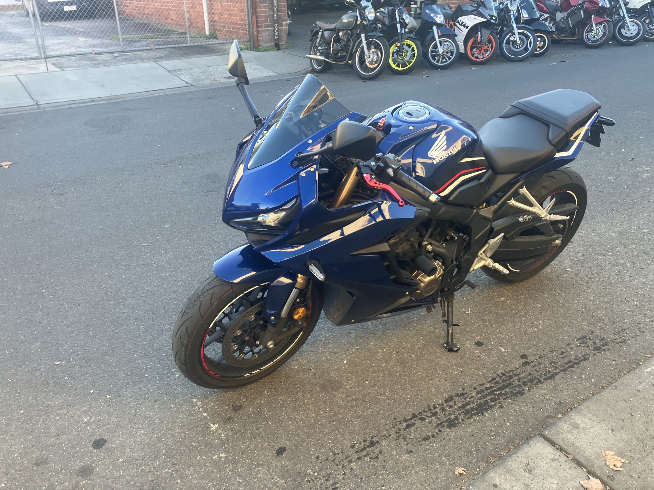 Honda CBR 650 - Image 12