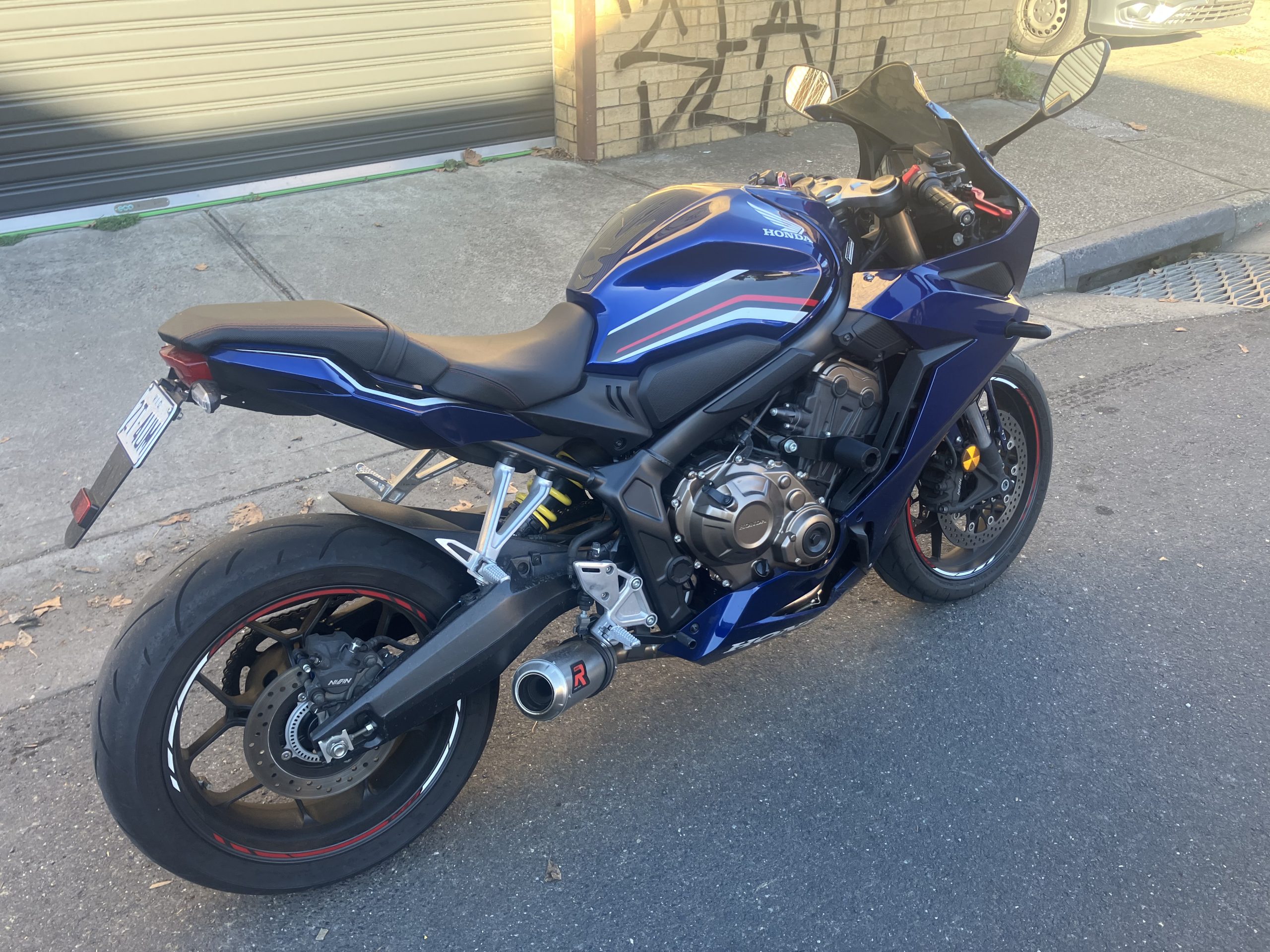 Honda CBR 650 - Image 23