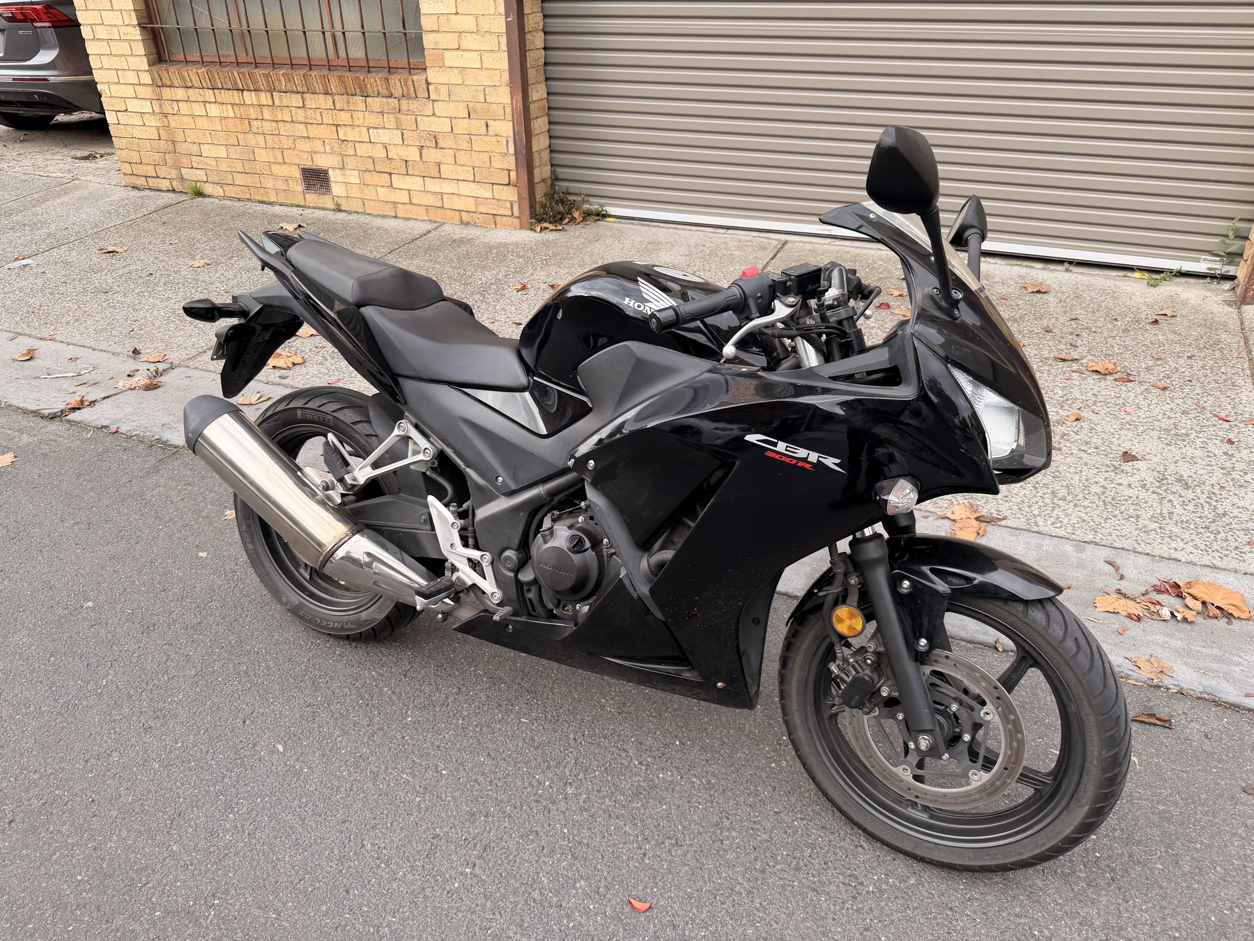 Honda CBR 300 - Image 4