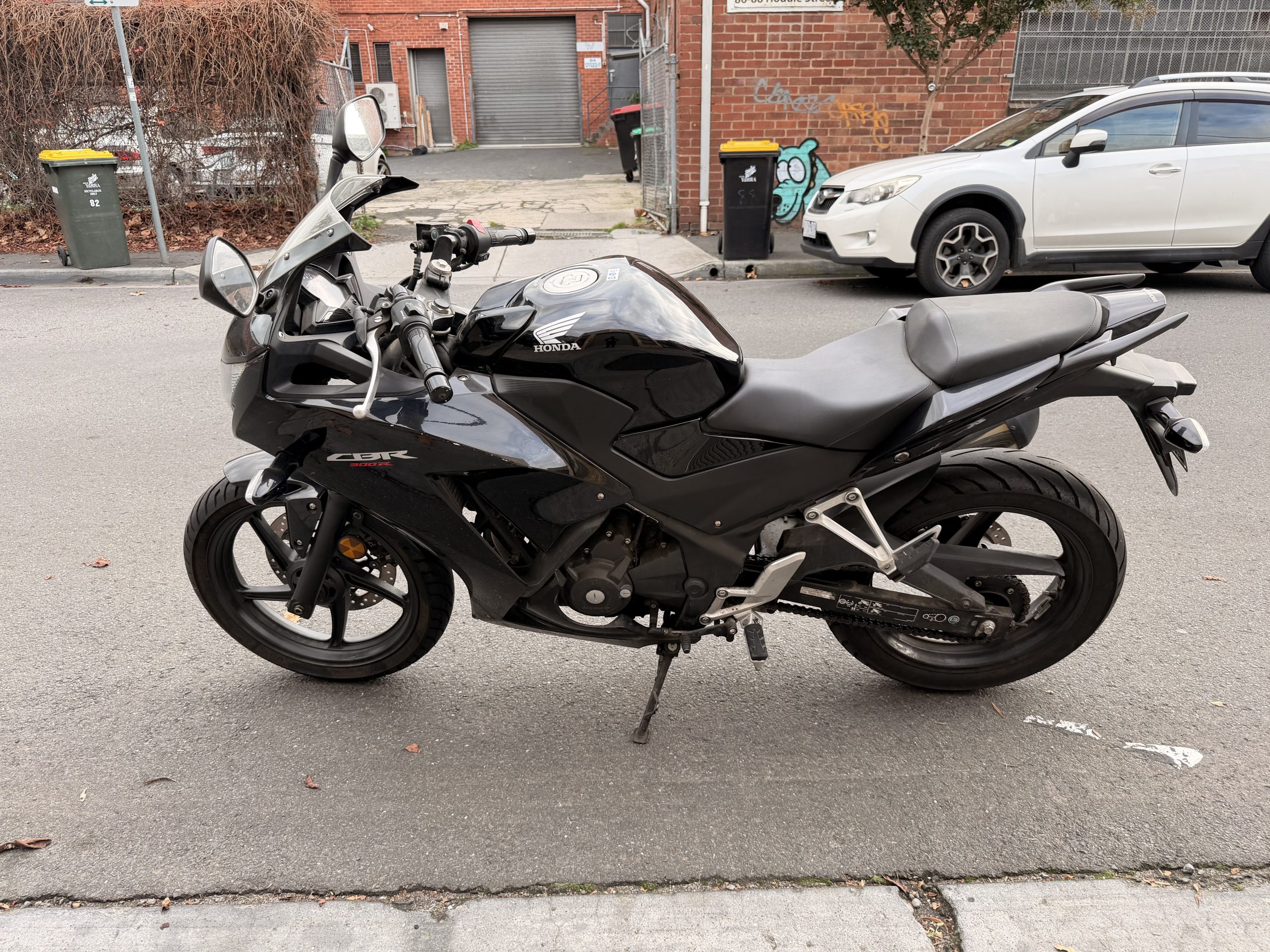 Honda CBR 300 - Image 14