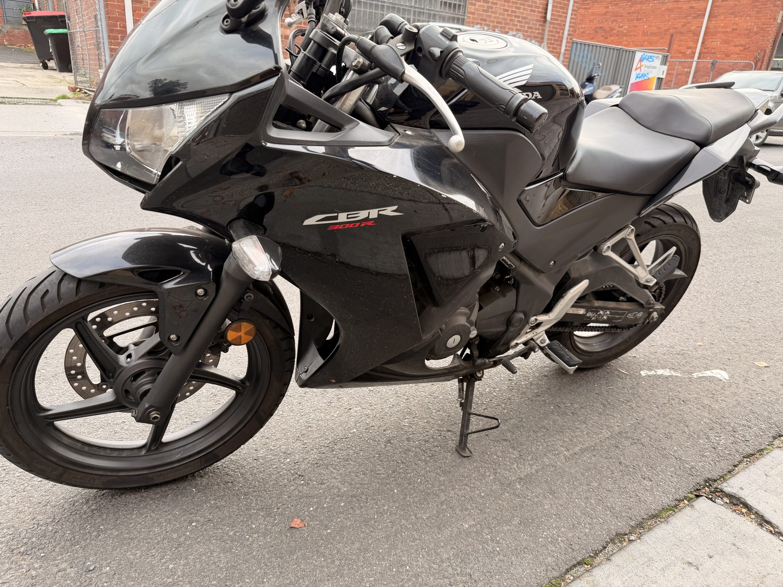 Honda CBR 300 - Image 27