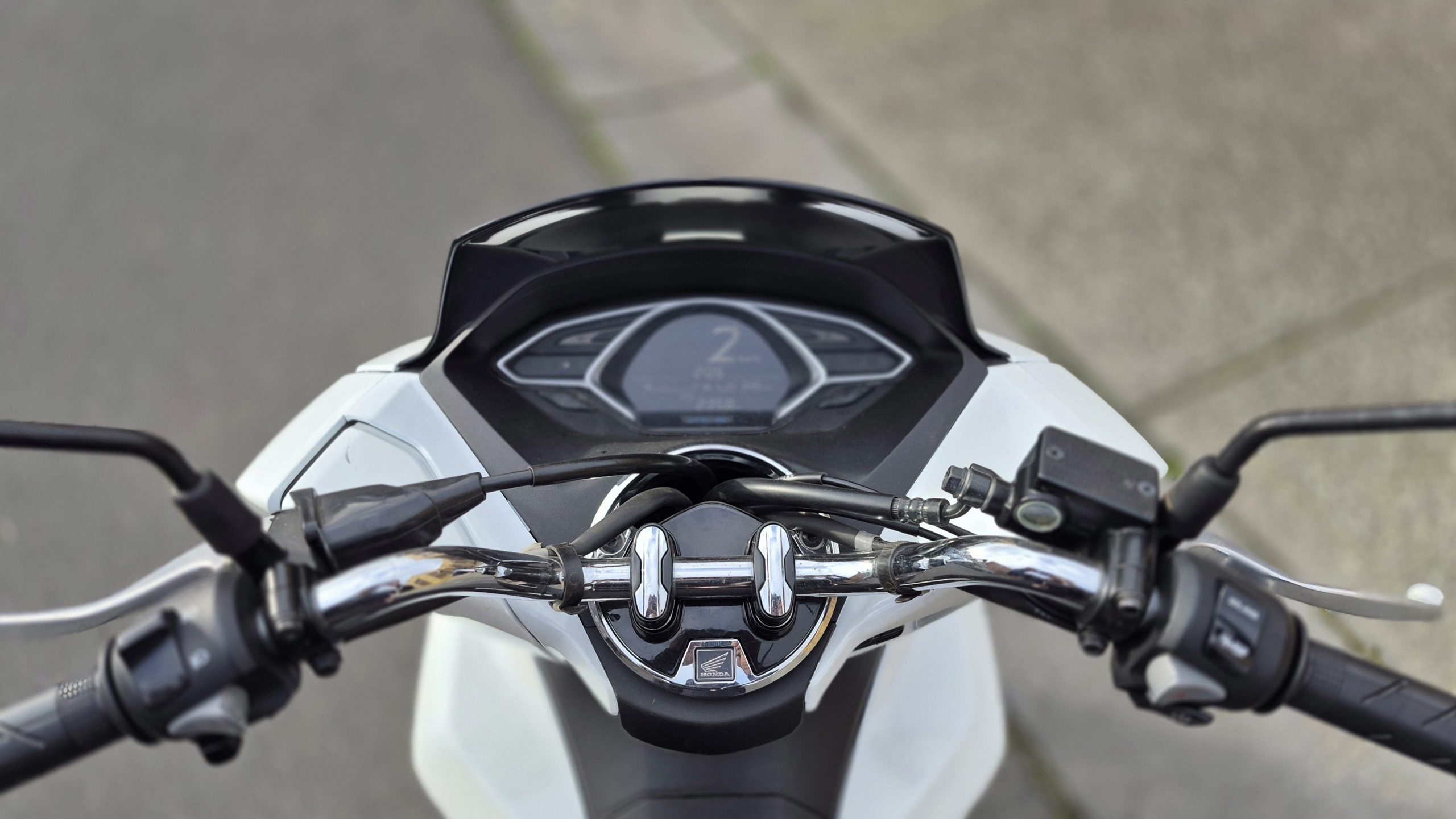 Honda PCX 150 16 Honda PCX 150 - Image 16