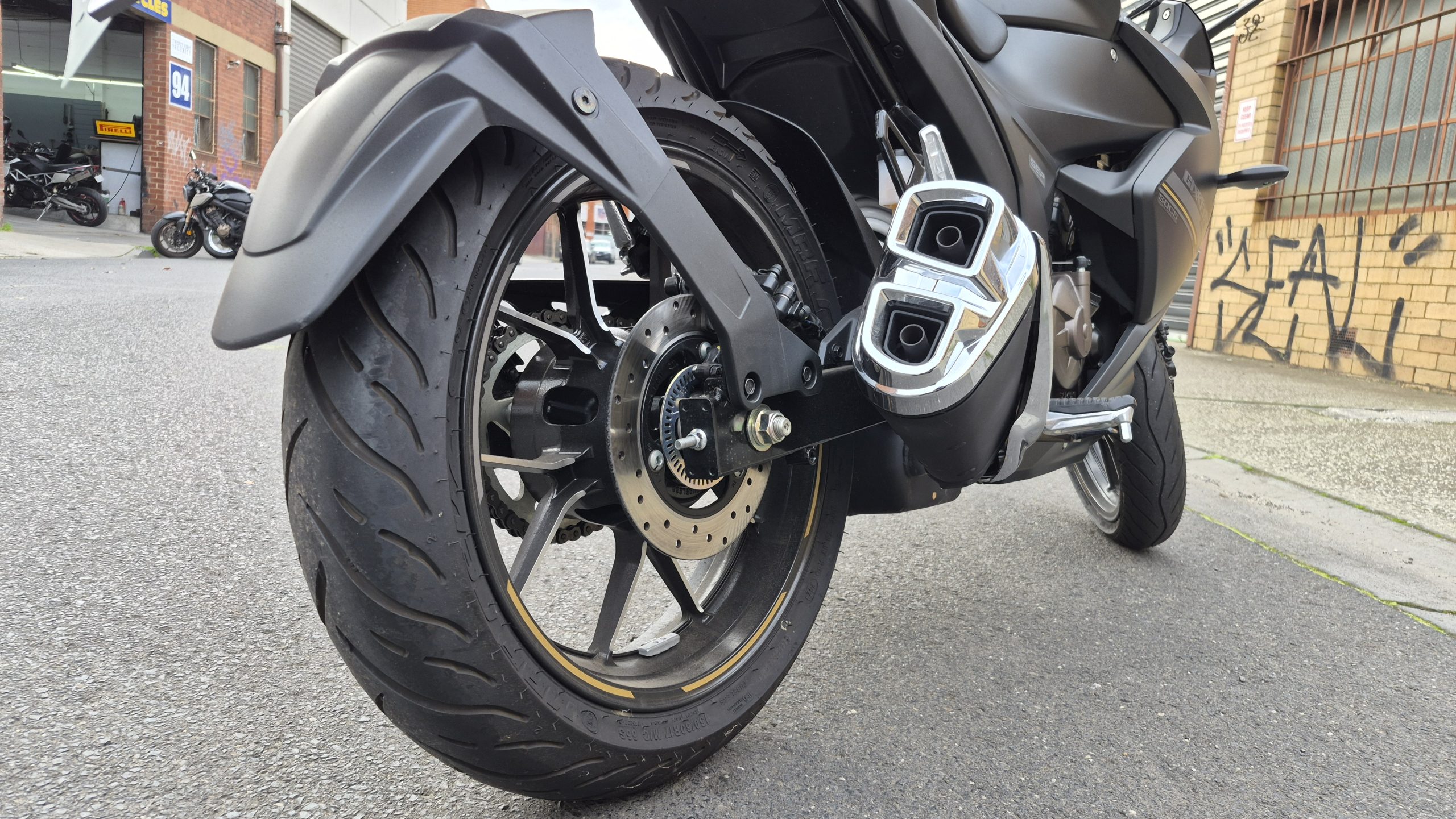 Suzuki Gixxer 250 21 Suzuki Gixxer 250 - Image 21