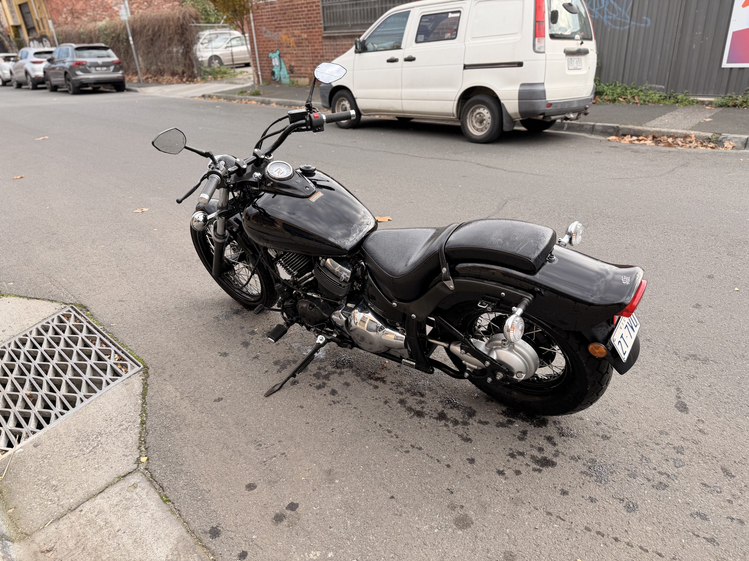 Yamaha XVS 650 Custom - Image 17