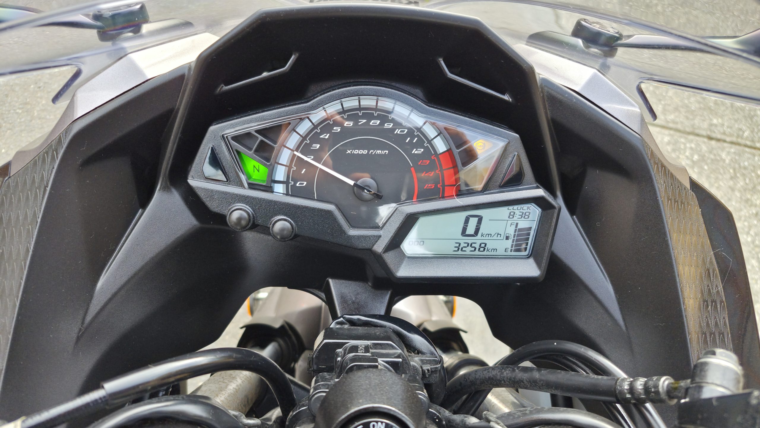 Kawasaki Ninja 300 ABS 18 Kawasaki Ninja 300 ABS - Image 18