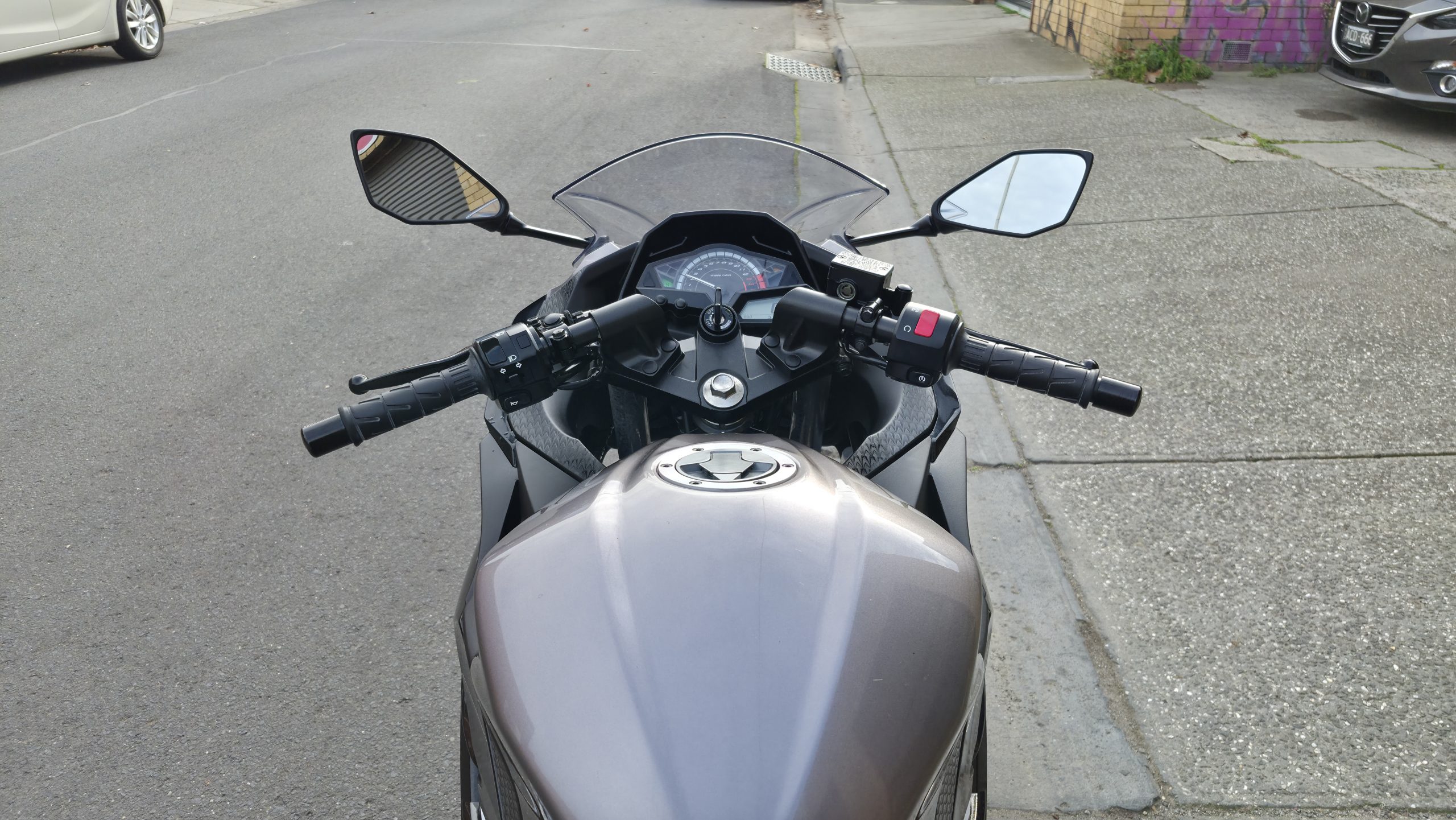 Kawasaki Ninja 300 ABS 19 Kawasaki Ninja 300 ABS - Image 19