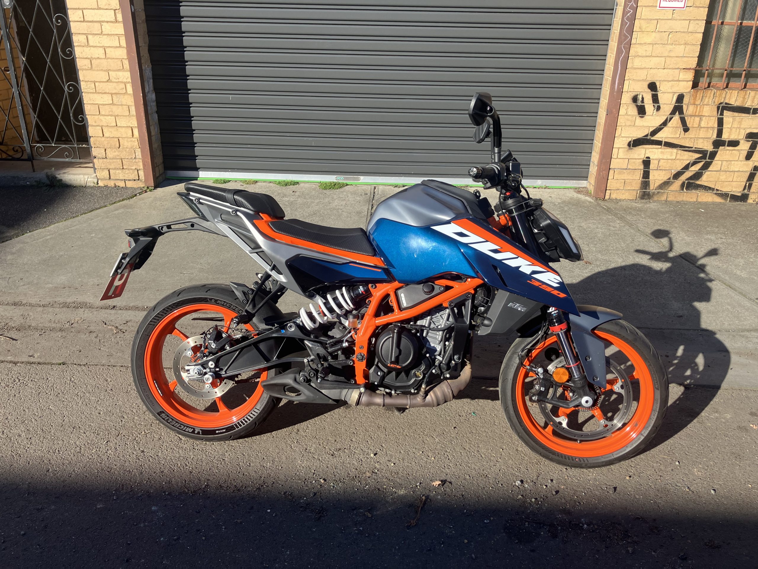 KTM Duke 390 1 KTM Duke 390