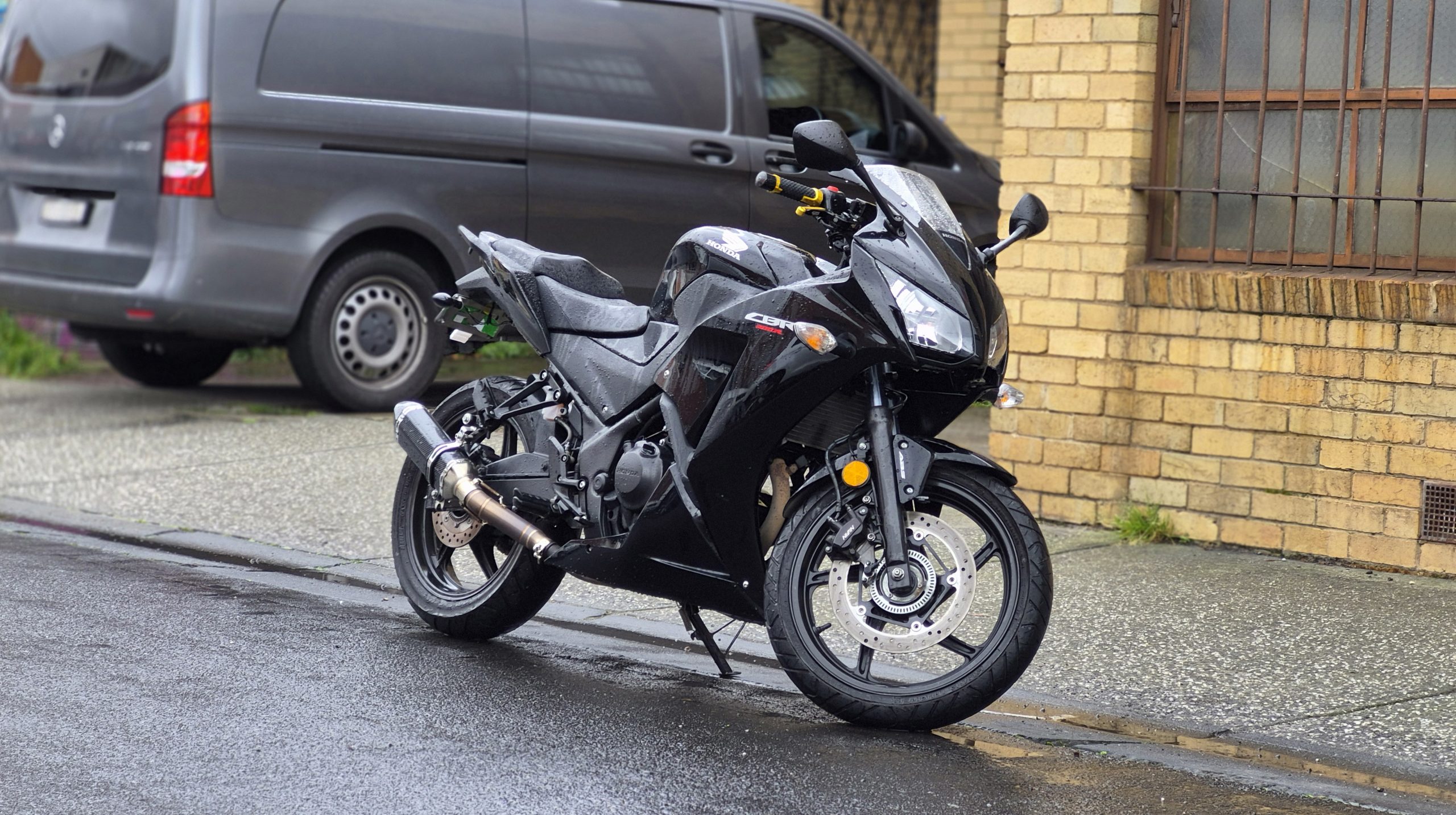 Honda CBR 300 ABS 5 Honda CBR 300 ABS - Image 5