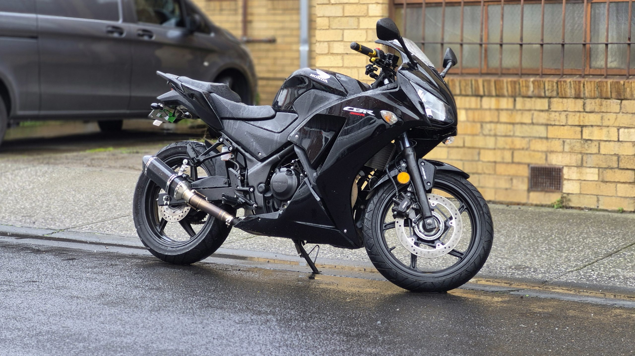 Honda CBR 300 ABS 6 Honda CBR 300 ABS - Image 6