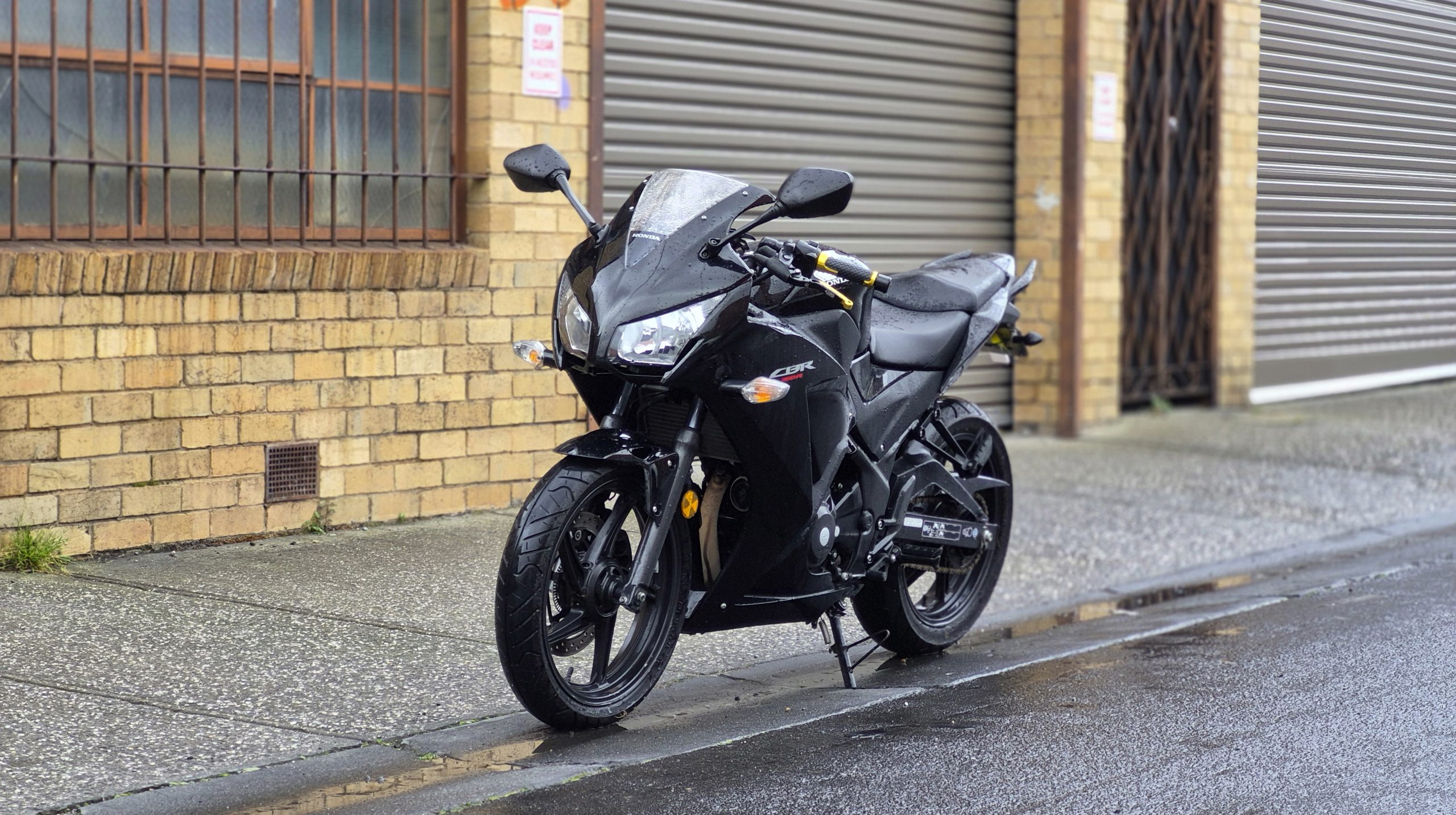 Honda CBR 300 ABS 19 Honda CBR 300 ABS - Image 19