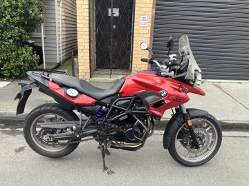 BMW F700GS