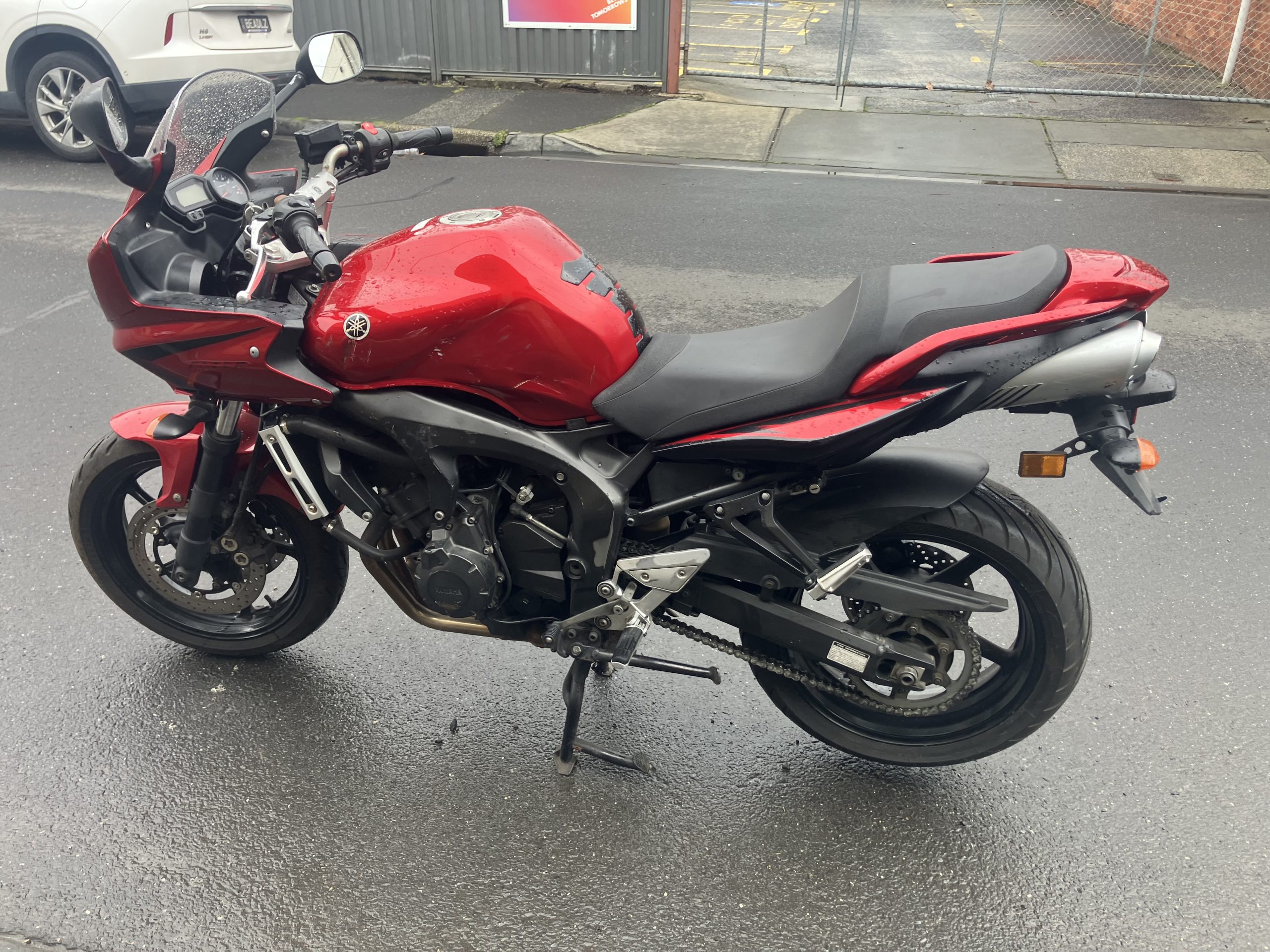 Yamaha FZ6S Fazer 20 Yamaha FZ6S Fazer - Image 20