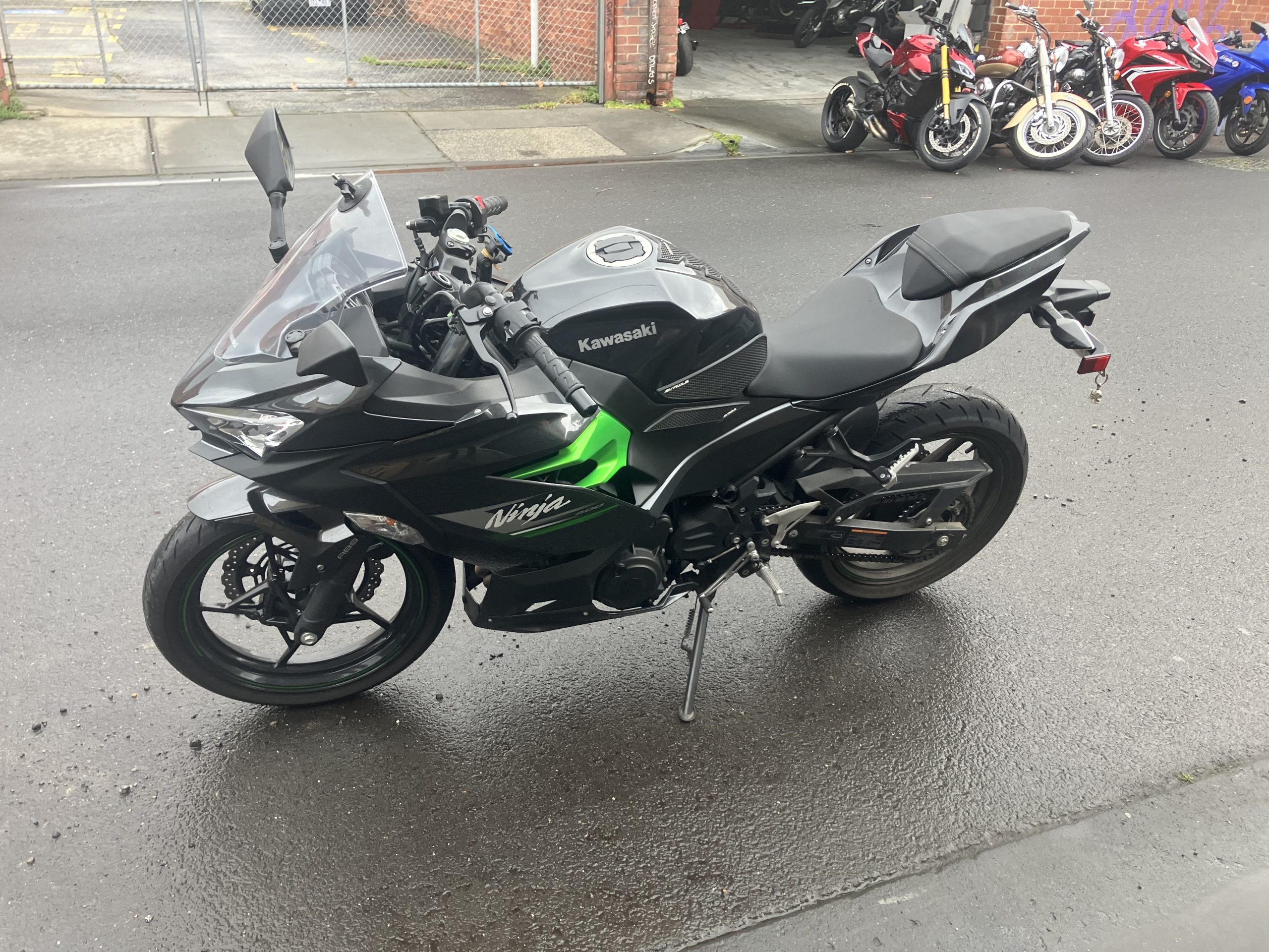 Kawasaki Ninja 400 15 Kawasaki Ninja 400 - Image 15