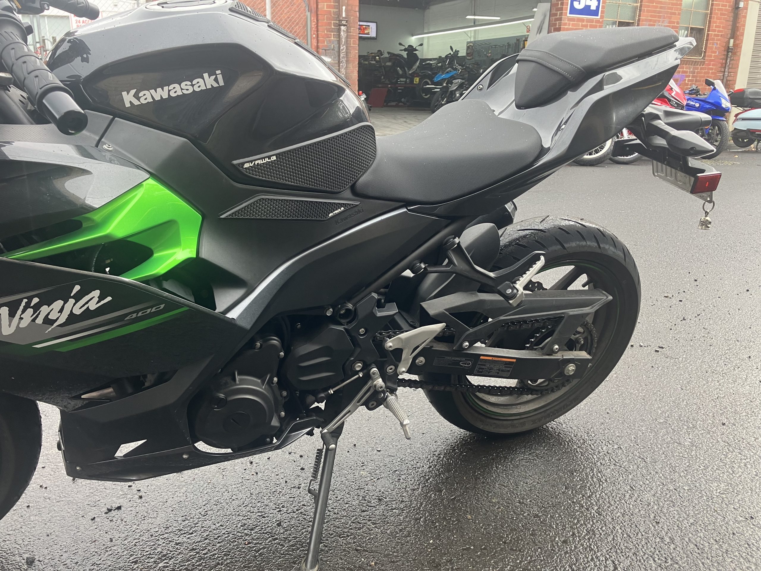 Kawasaki Ninja 400 35 Kawasaki Ninja 400 - Image 35