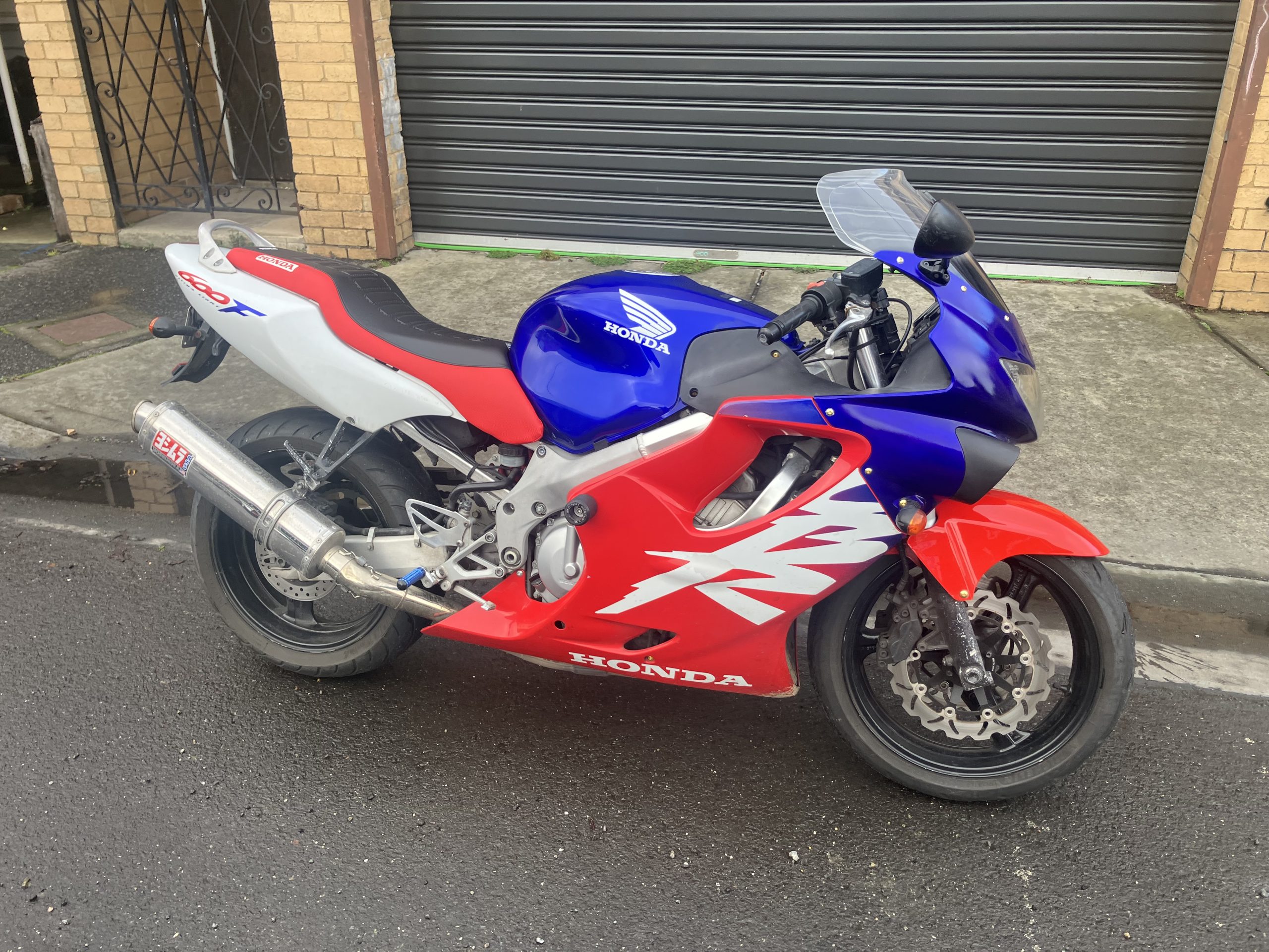 Honda CBR600F 3 Honda CBR600F - Image 3
