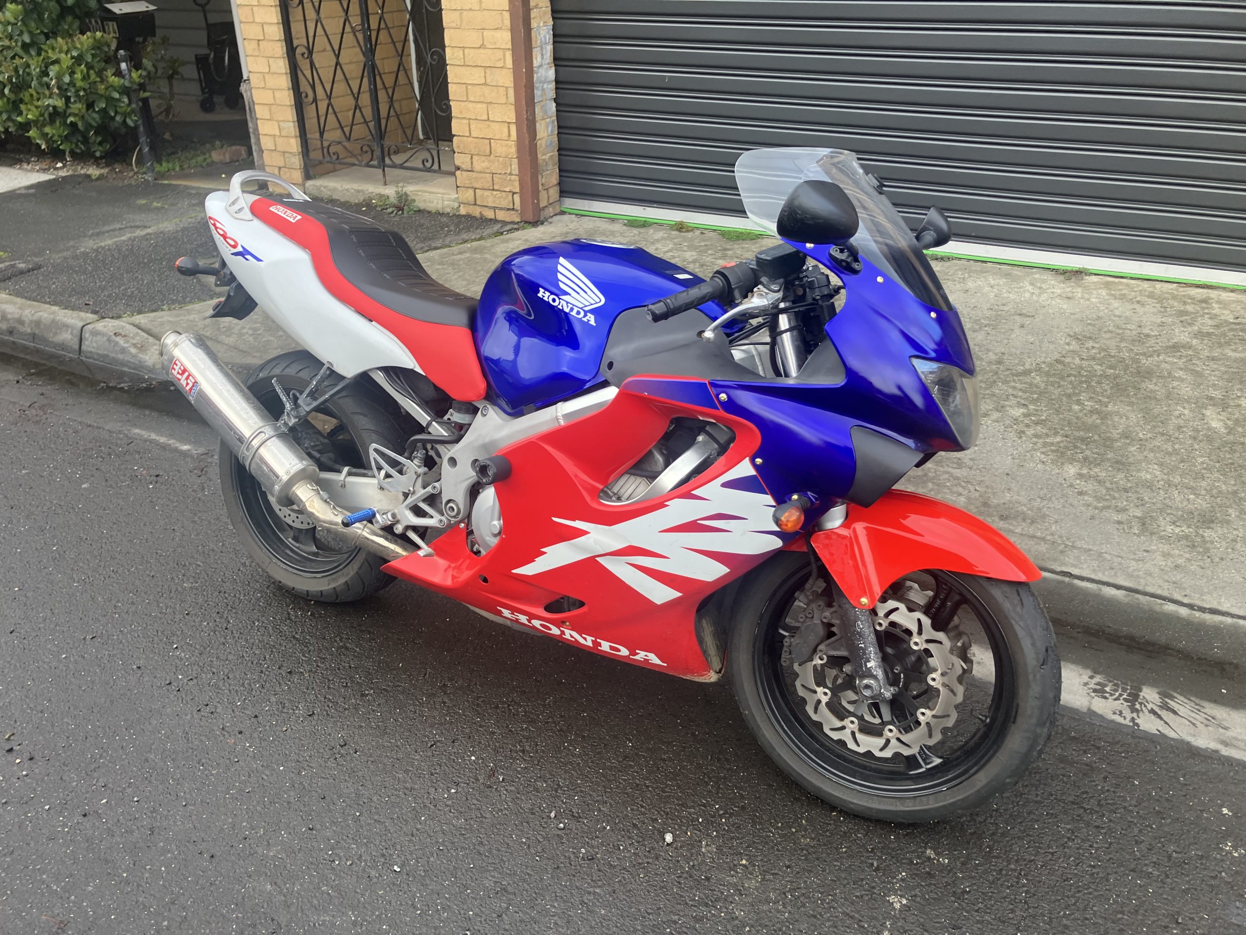 Honda CBR600F 4 Honda CBR600F - Image 4