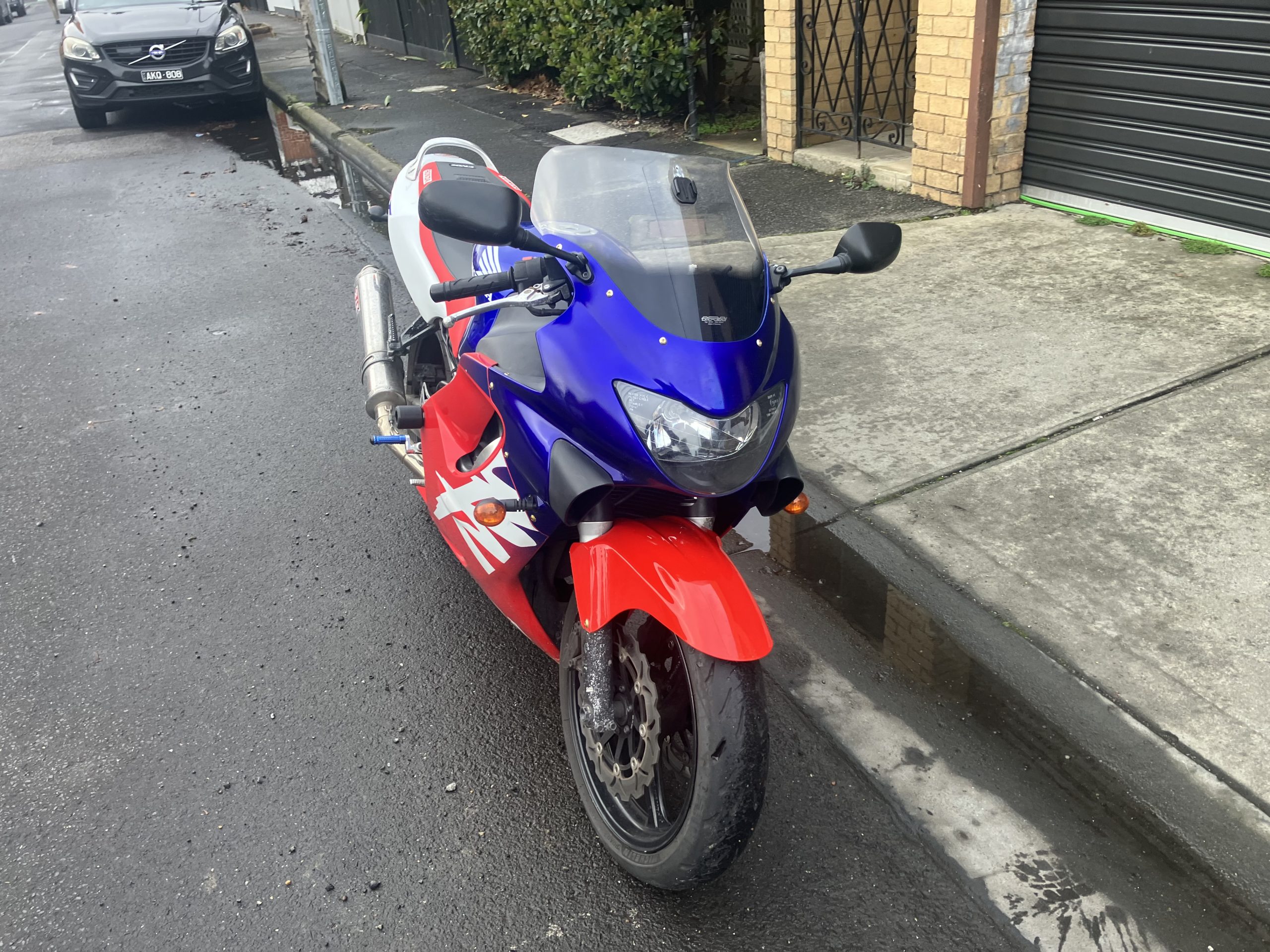 Honda CBR600F 7 Honda CBR600F - Image 7