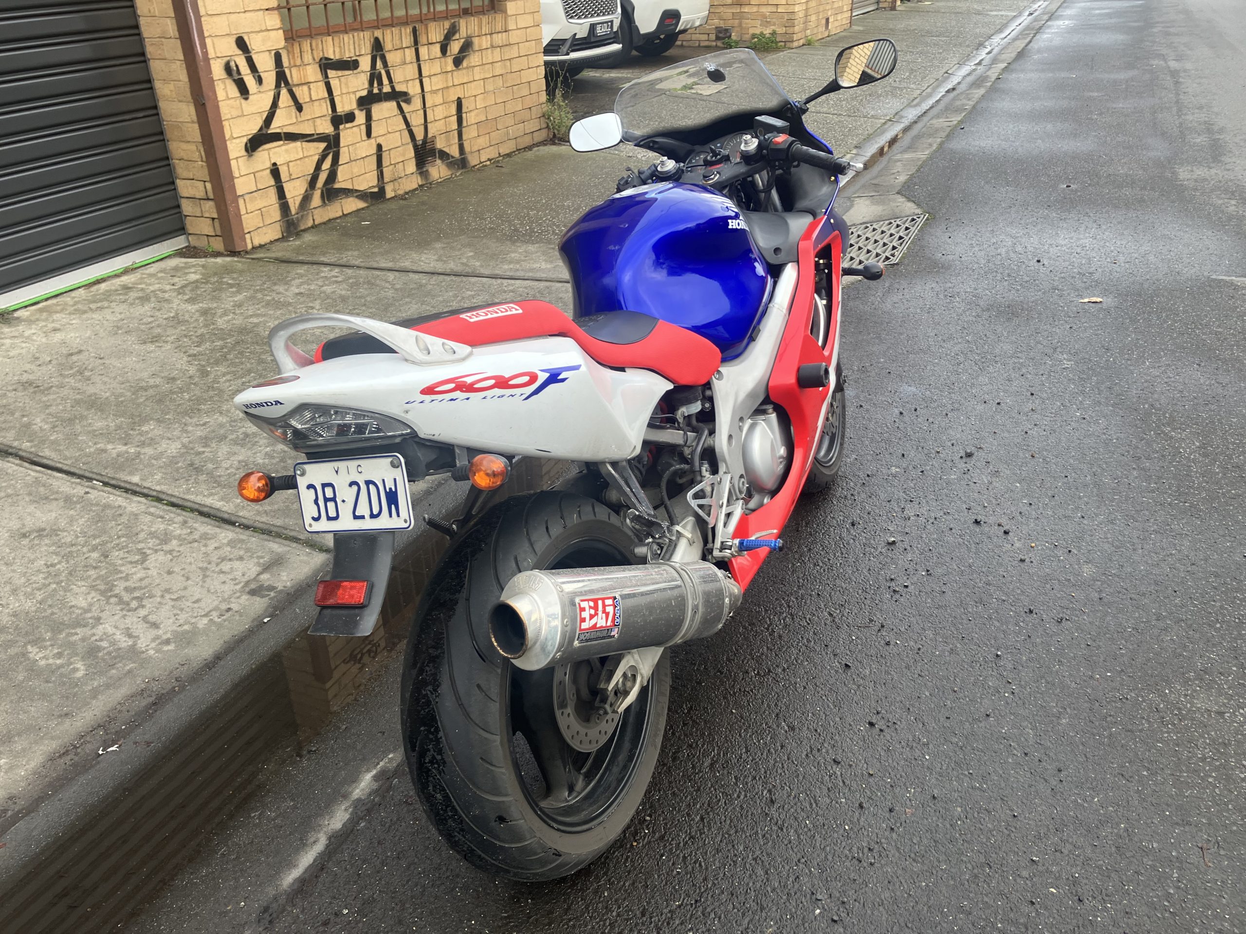 Honda CBR600F 22 Honda CBR600F - Image 22