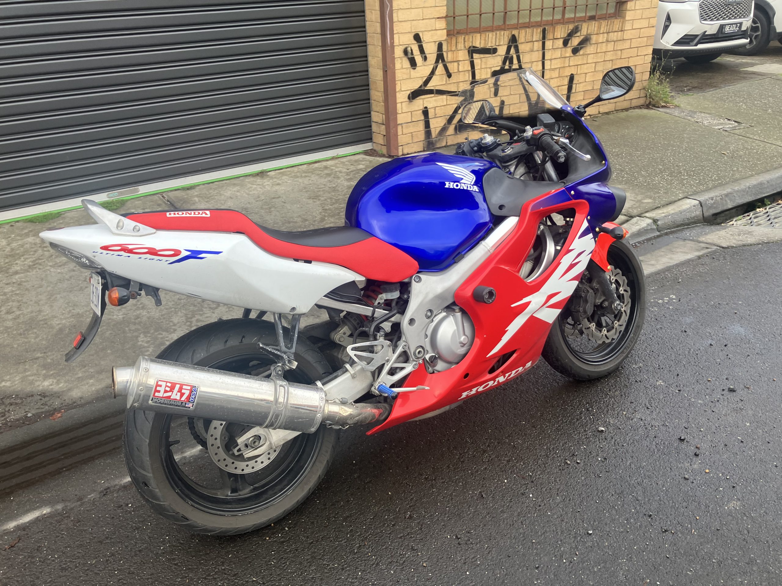 Honda CBR600F 24 Honda CBR600F - Image 24