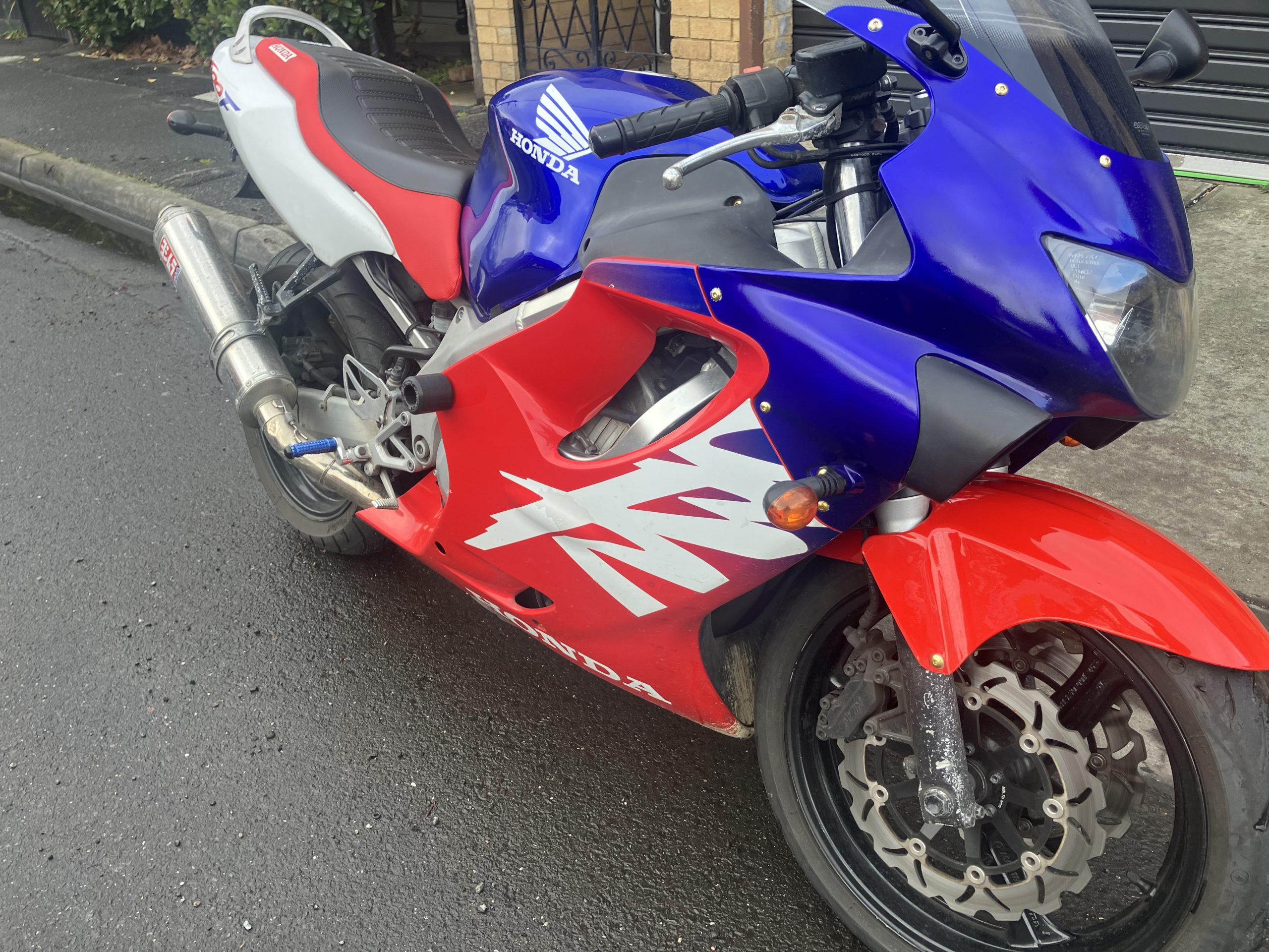 Honda CBR600F 26 Honda CBR600F - Image 26