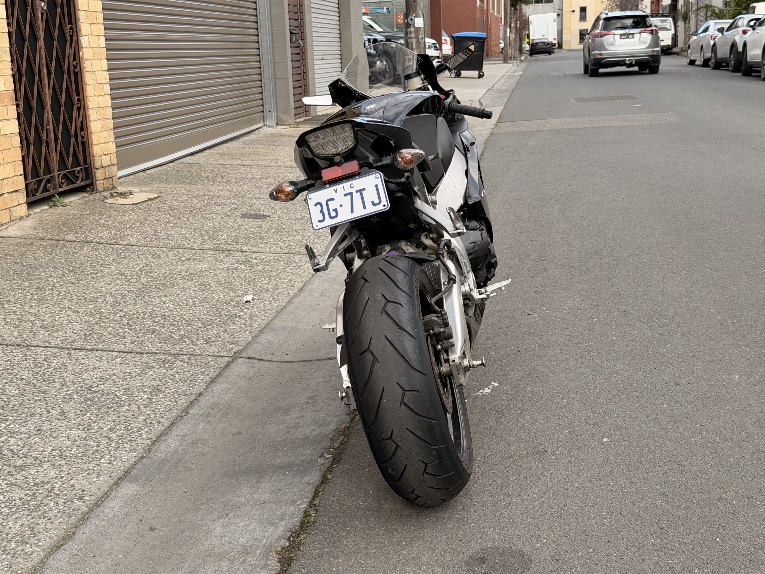 Honda CBR1000RR 28 Honda CBR1000RR - Image 28