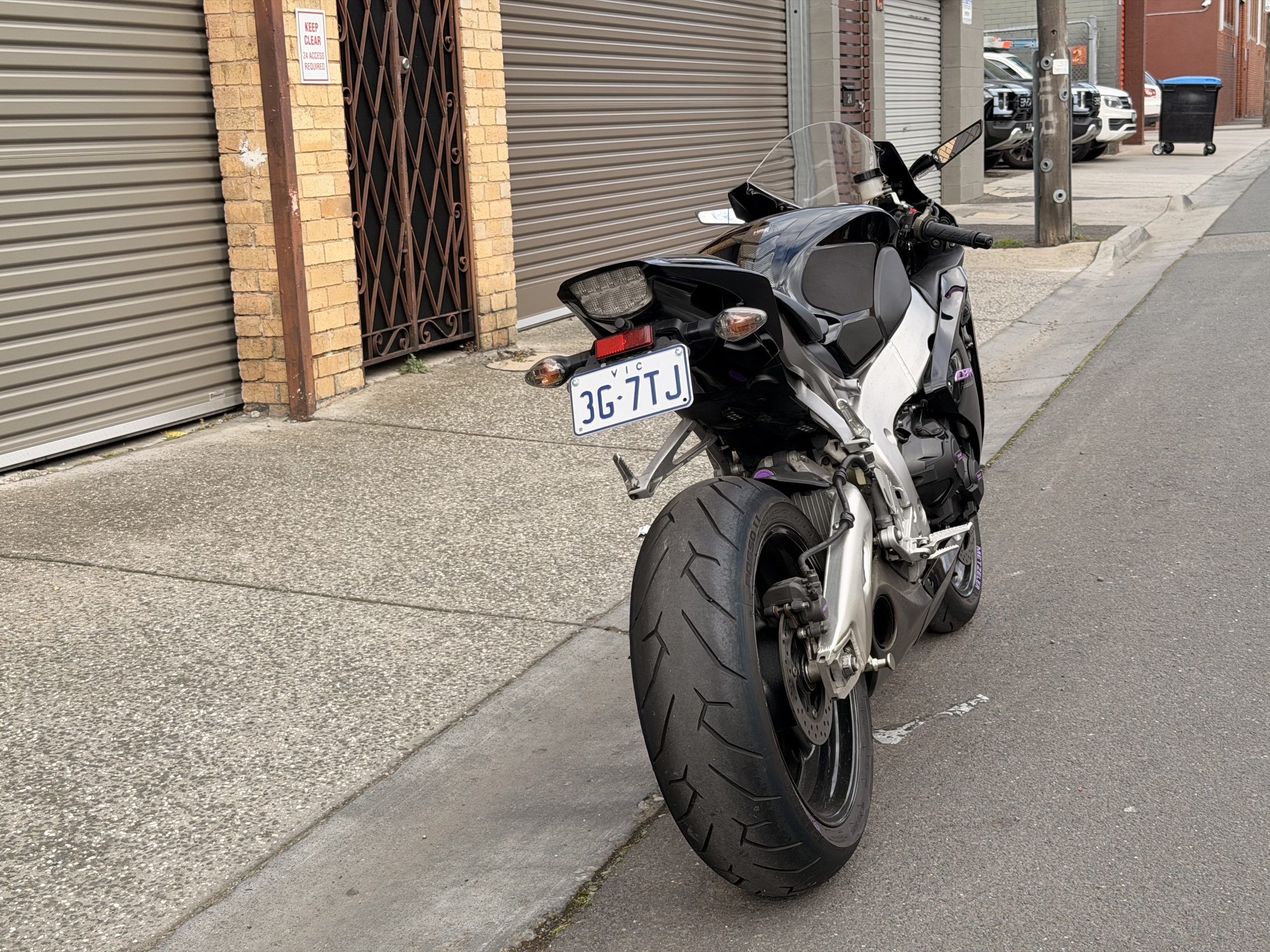 Honda CBR1000RR 29 Honda CBR1000RR - Image 29