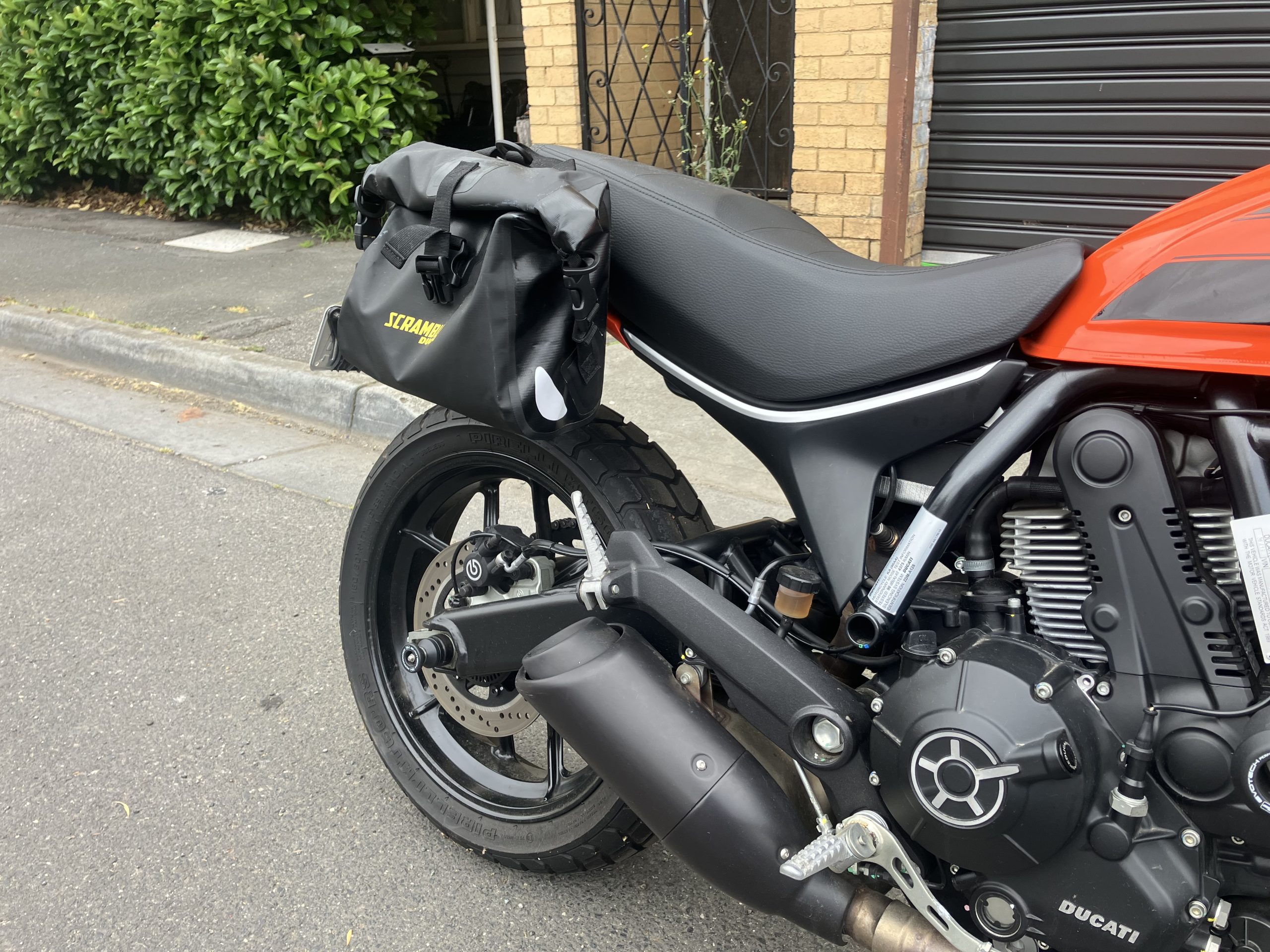 Ducati Scrambler 400 Sixty2 26 Ducati Scrambler 400 Sixty2 - Image 26