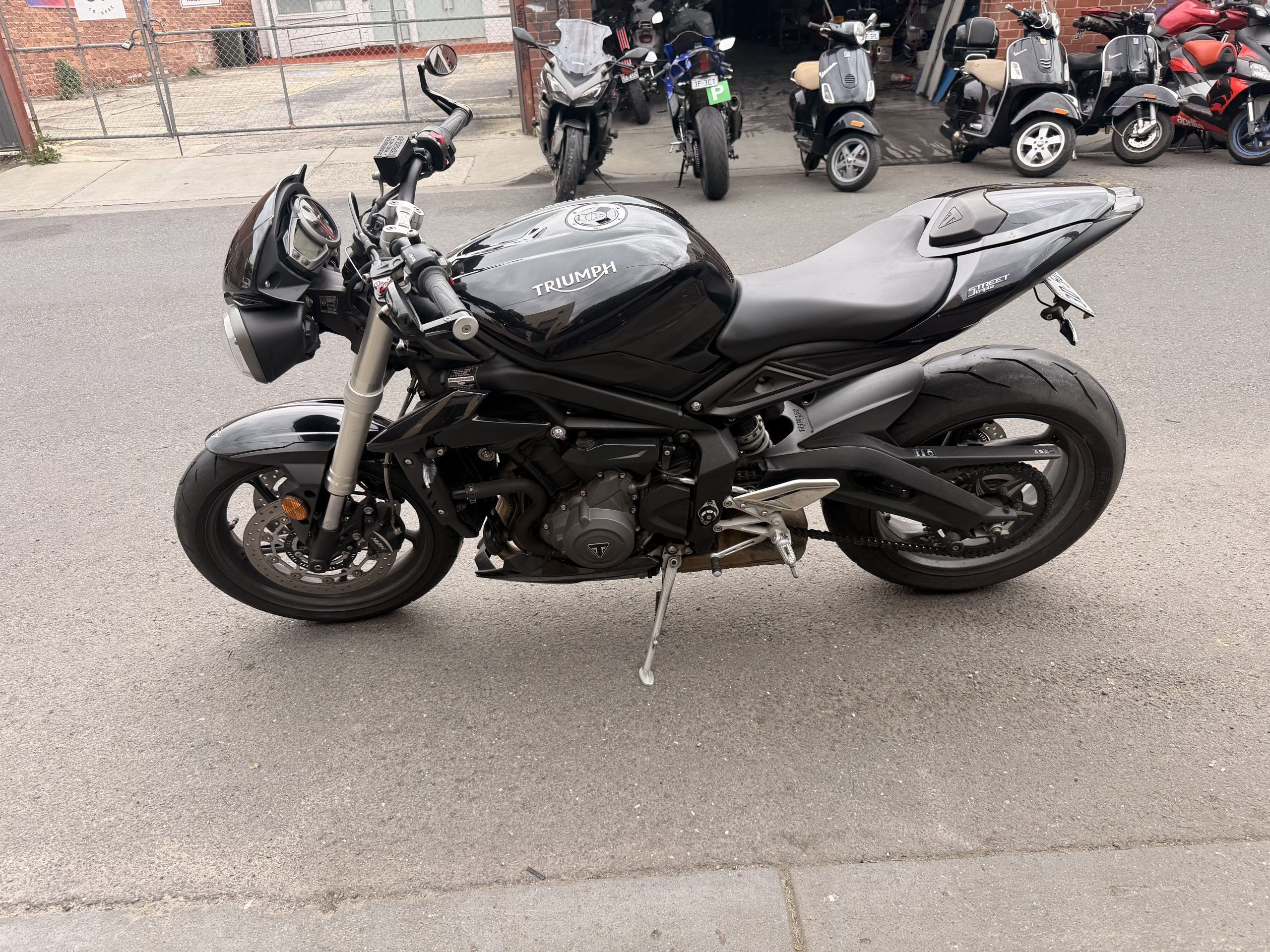 Triumph Street Triple S LAMS 660 13 Triumph Street Triple S LAMS 660 - Image 13