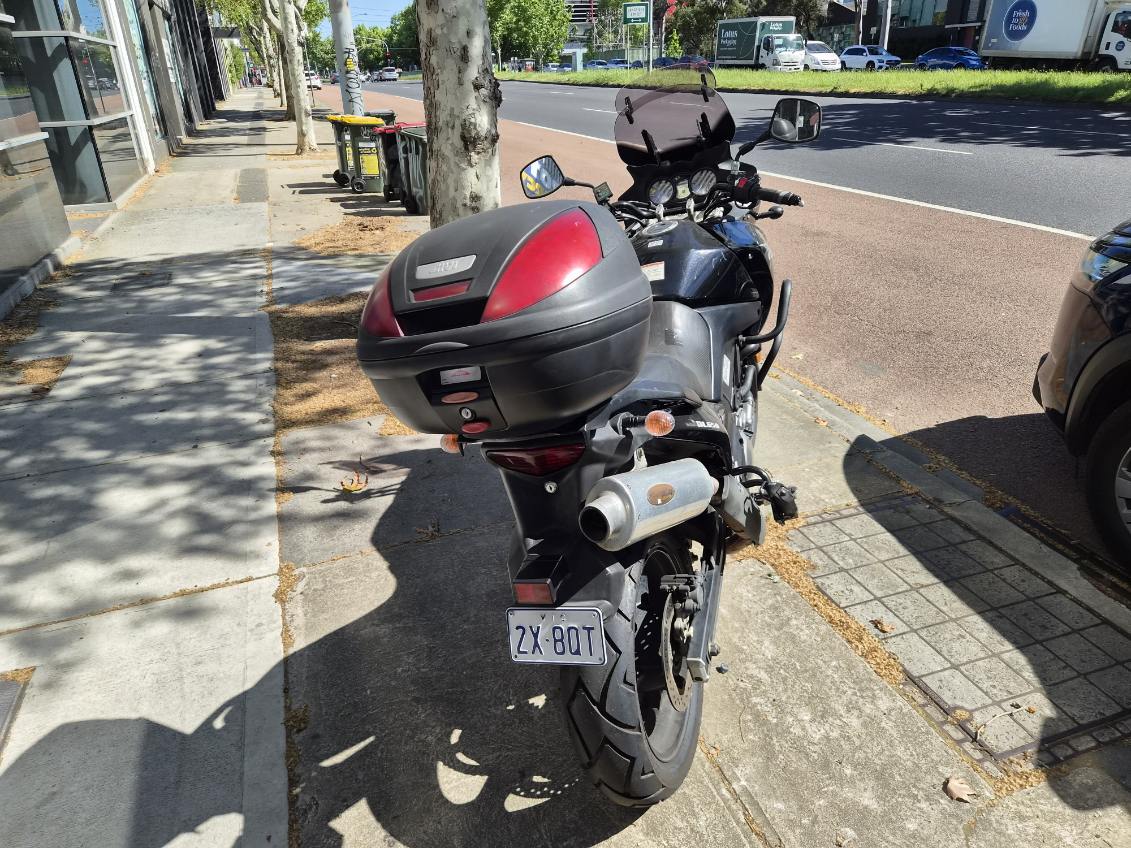 Suzuki Vstrom DL 650 13 Suzuki Vstrom DL 650 - Image 13