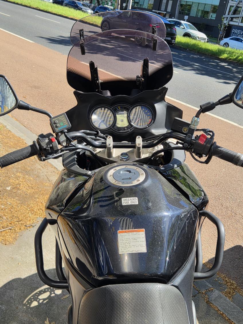 Suzuki Vstrom DL 650 28 Suzuki Vstrom DL 650 - Image 28