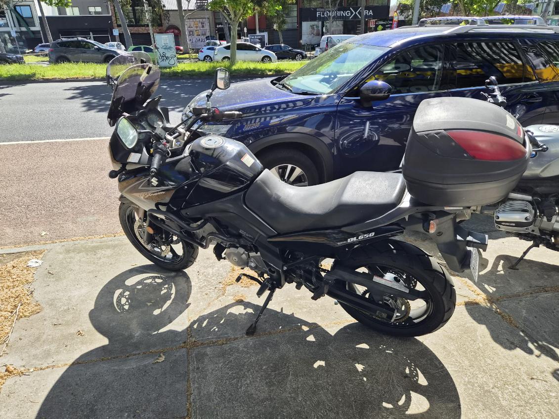 Suzuki Vstrom DL 650 8 Suzuki Vstrom DL 650 - Image 8