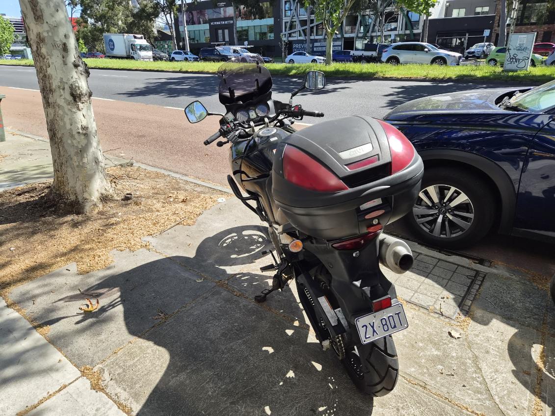 Suzuki Vstrom DL 650 10 Suzuki Vstrom DL 650 - Image 10