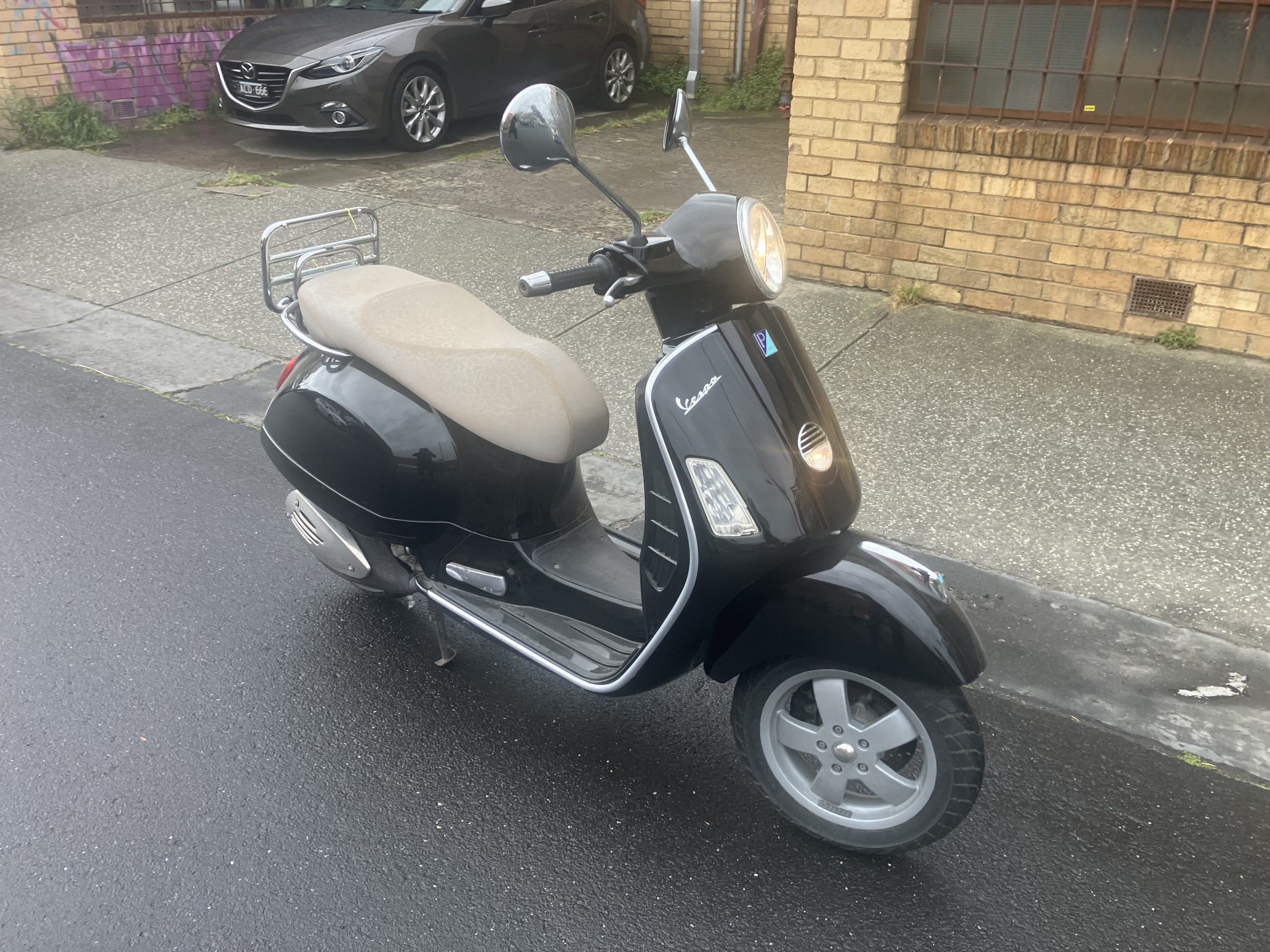 Vespa GTS250IE 5 Vespa GTS250IE - Image 5