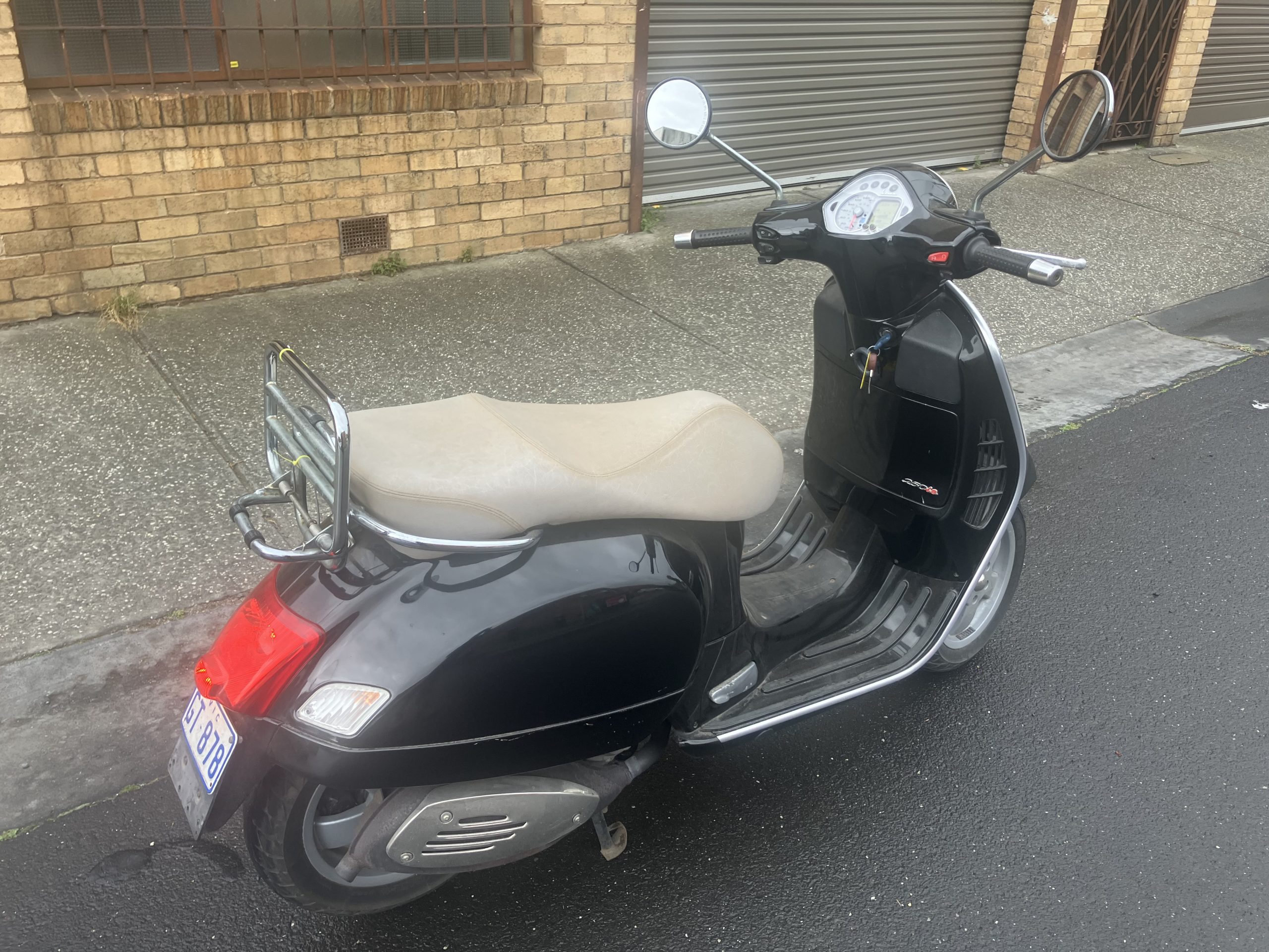 Vespa GTS250IE 21 Vespa GTS250IE - Image 21
