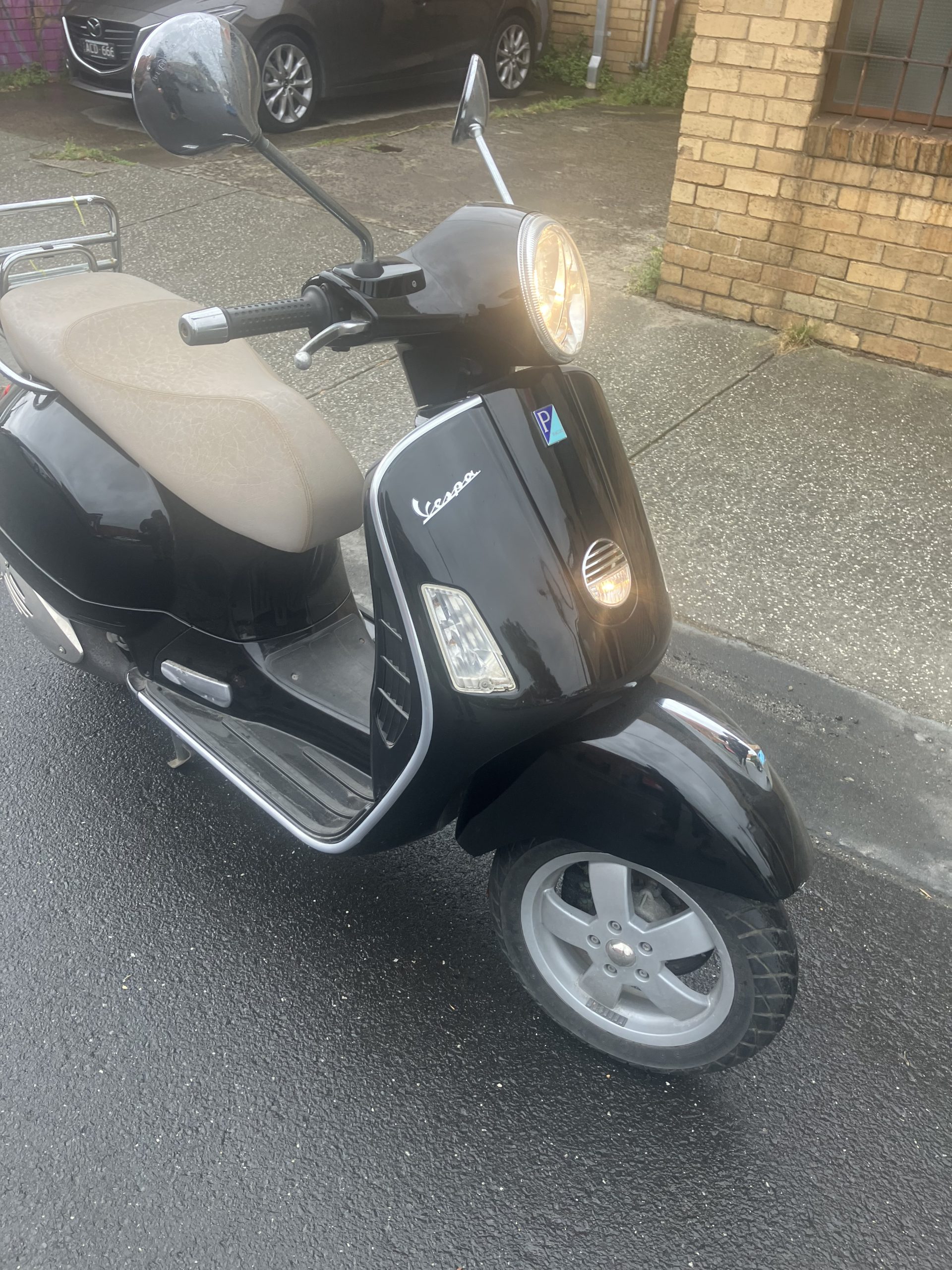 Vespa GTS250IE 24 Vespa GTS250IE - Image 24