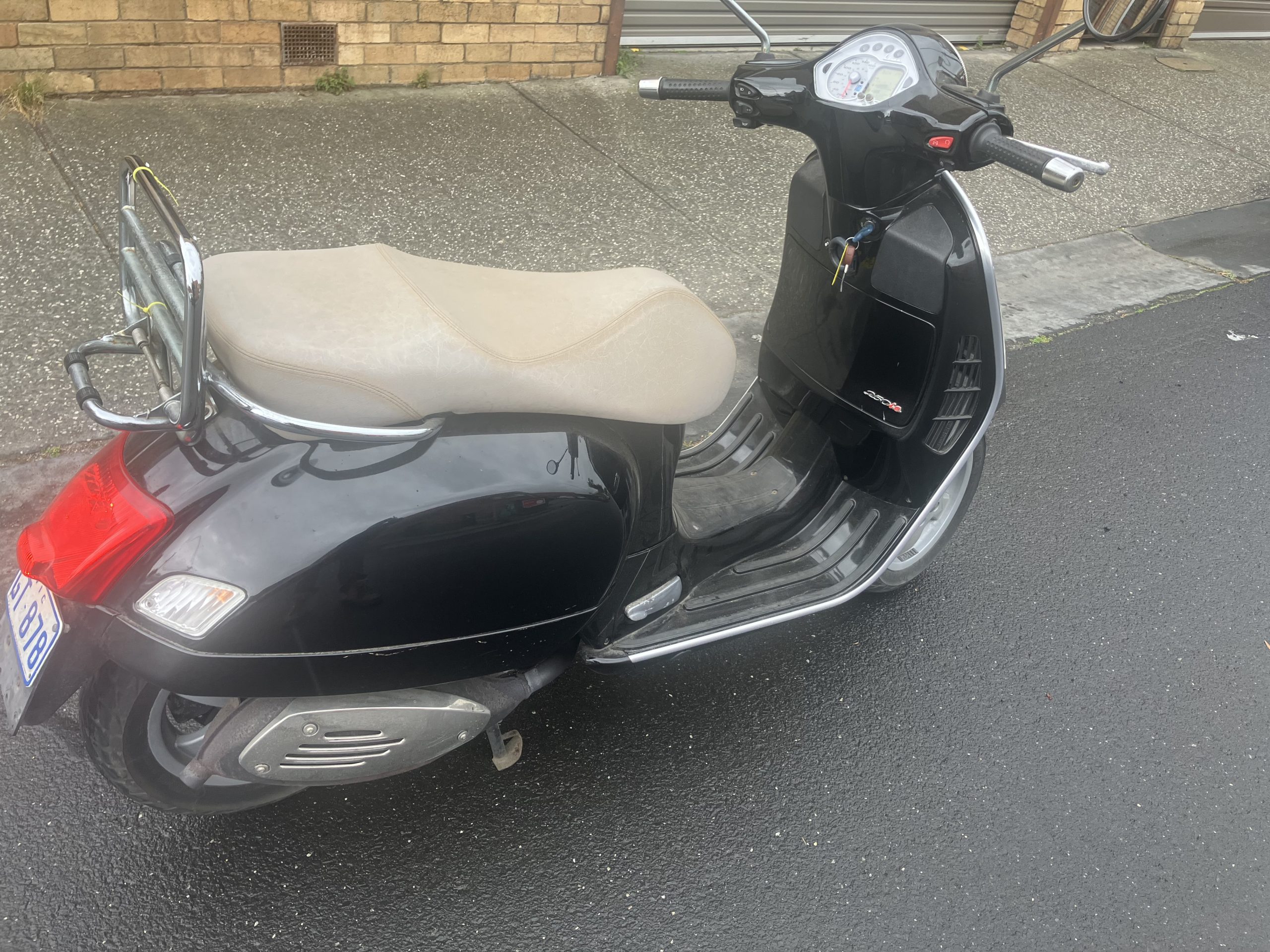 Vespa GTS250IE 27 Vespa GTS250IE - Image 27